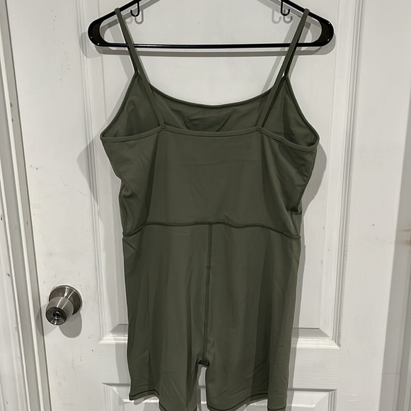 Vuori all the feels onesie - Picture 6 of 10